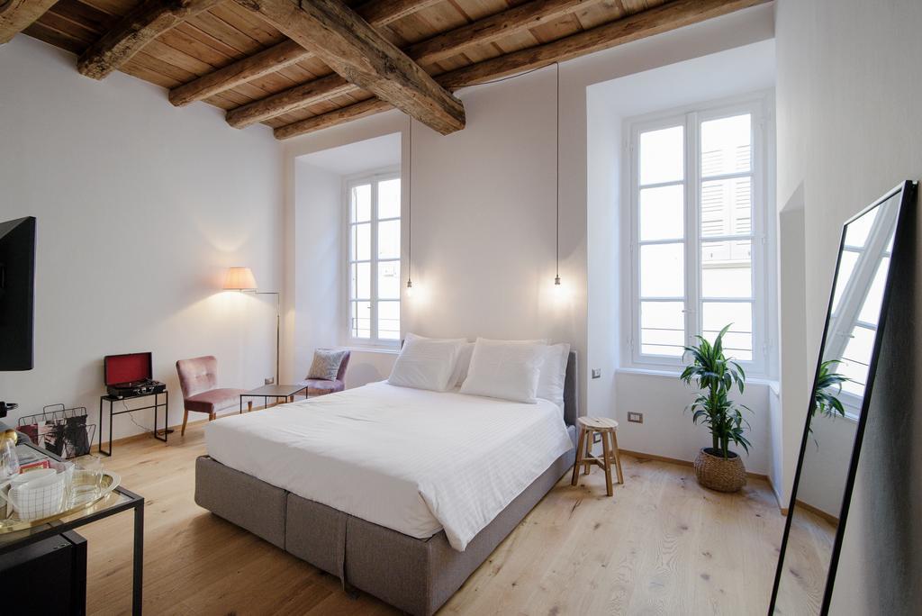 Guesthouse Volta 38 Como Eksteriør billede