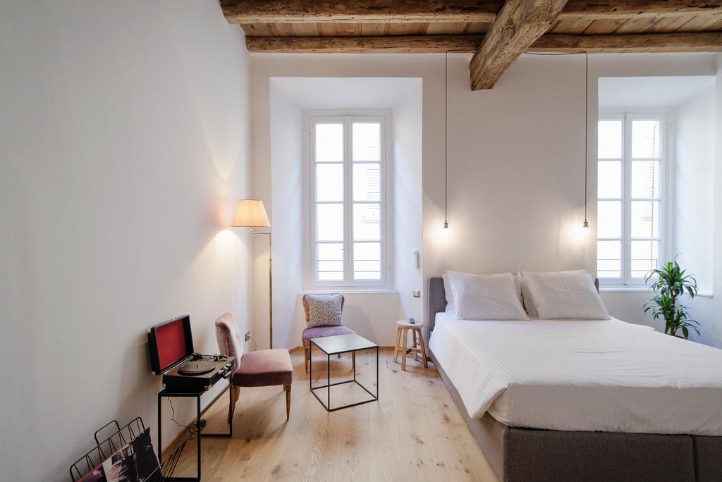 Guesthouse Volta 38 Como Eksteriør billede